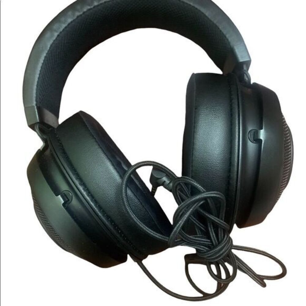 Razer Over-Ear Gaming Headset w/ Microphone • Mint Condition